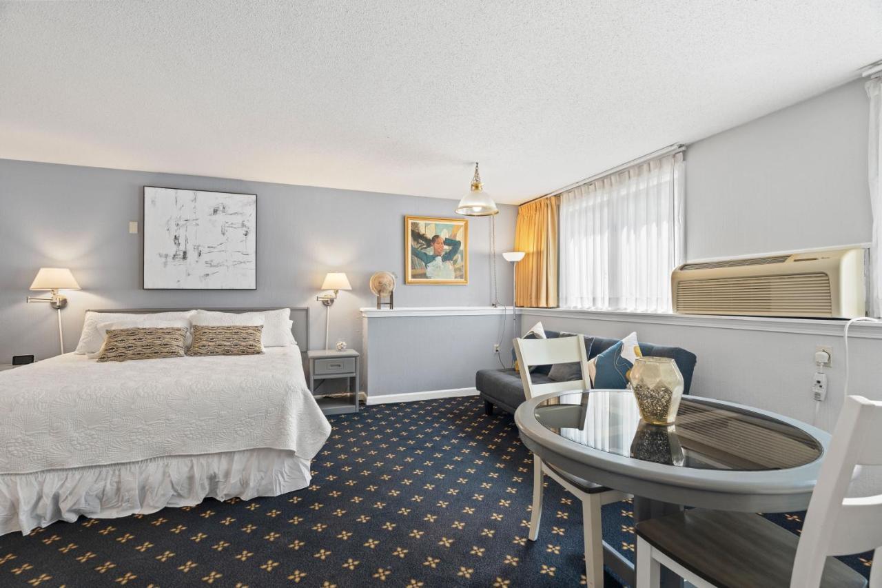 The Niantic Inn Exterior photo